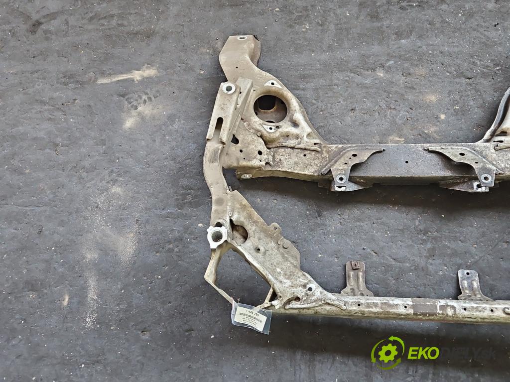 Bmw X1 E84 2009-2015 2.0d 143 HP manual 105 kW 1995 cm3 5- výstuha motora 465414374