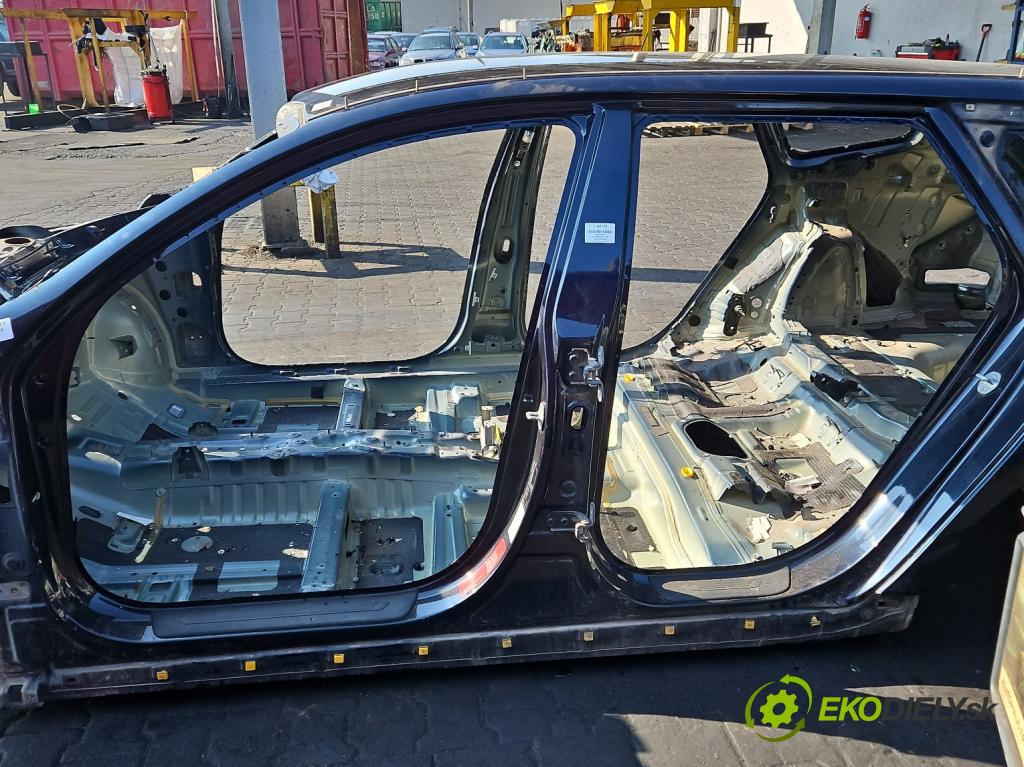 Kia Optima IV 2015-2020 1.7 crdi 141 hp automatic 104 kW 1685 cm3 5- práh levý  (Ostatní)