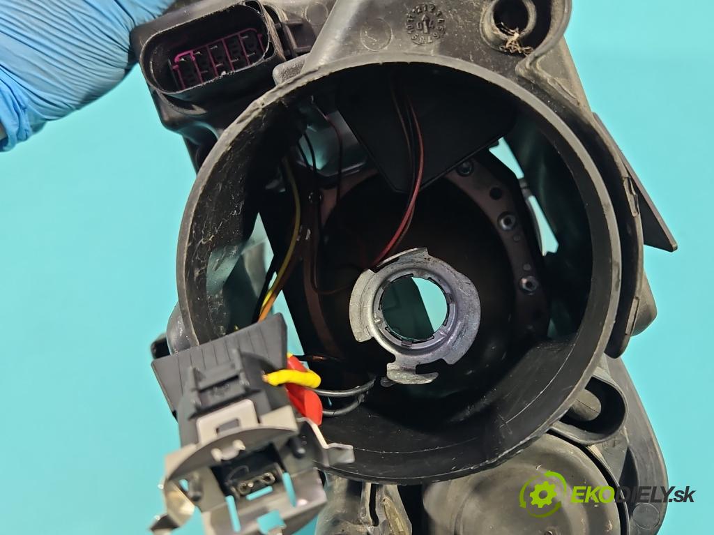 Vw Passat B6 2005-2010 1.9 tdi 105 HP manual 77 kW 1896 cm3 4- Reflektor: pravý 3C0941006J (Svetlo predné pravé)