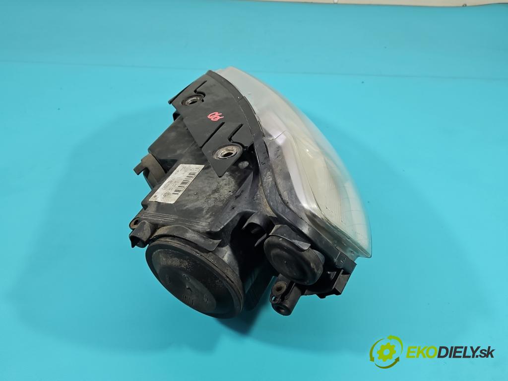 Vw Passat B6 2005-2010 1.9 tdi 105 HP manual 77 kW 1896 cm3 4- Reflektor: pravý 3C0941006J (Svetlo predné pravé)