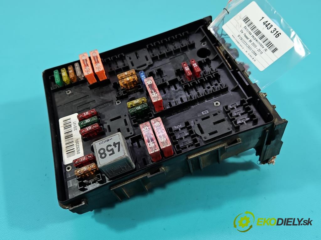 Vw Passat B6 2005-2010 1.9 tdi 105 hp manual 77 kW 1896 cm3 4- skříňka pojistková 1K0937124K (Pojistkové skříňky)