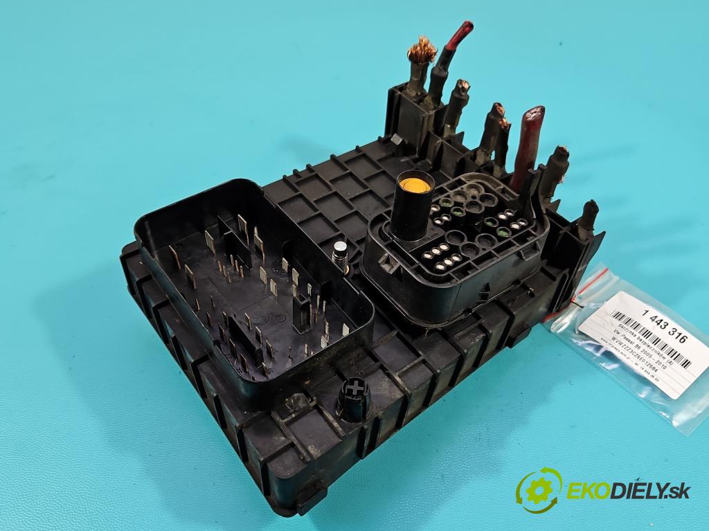 Vw Passat B6 2005-2010 1.9 tdi 105 hp manual 77 kW 1896 cm3 4- skříňka pojistková 1K0937124K (Pojistkové skříňky)