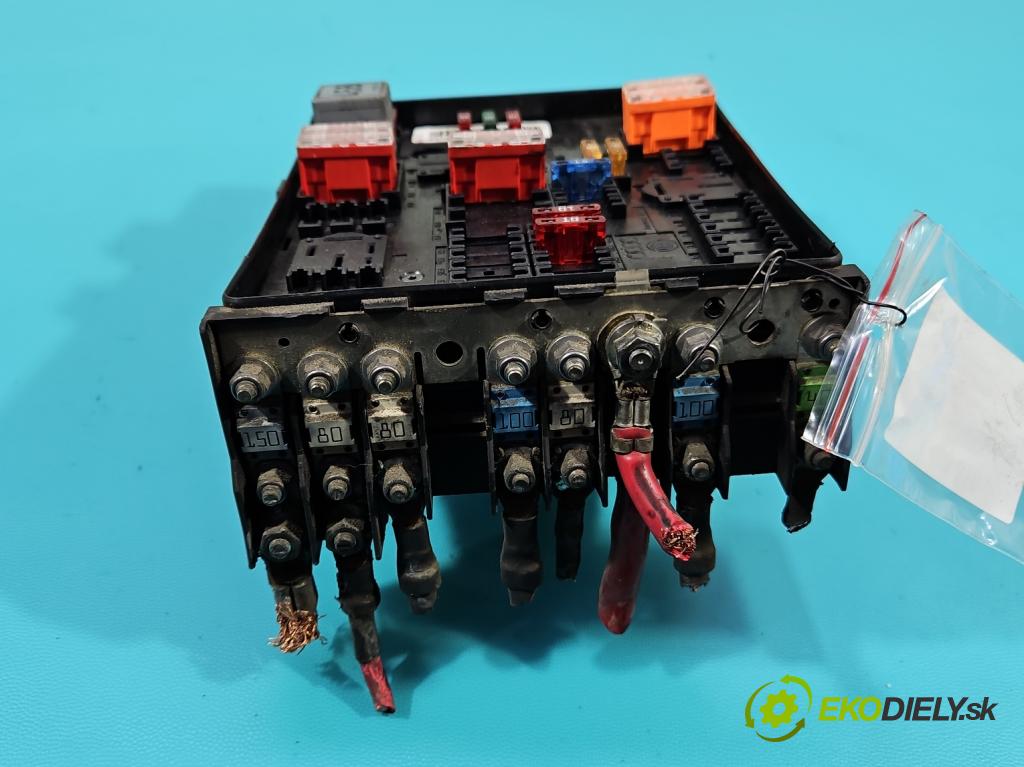 Vw Passat B6 2005-2010 1.9 tdi 105 hp manual 77 kW 1896 cm3 4- skříňka pojistková 1K0937124K (Pojistkové skříňky)