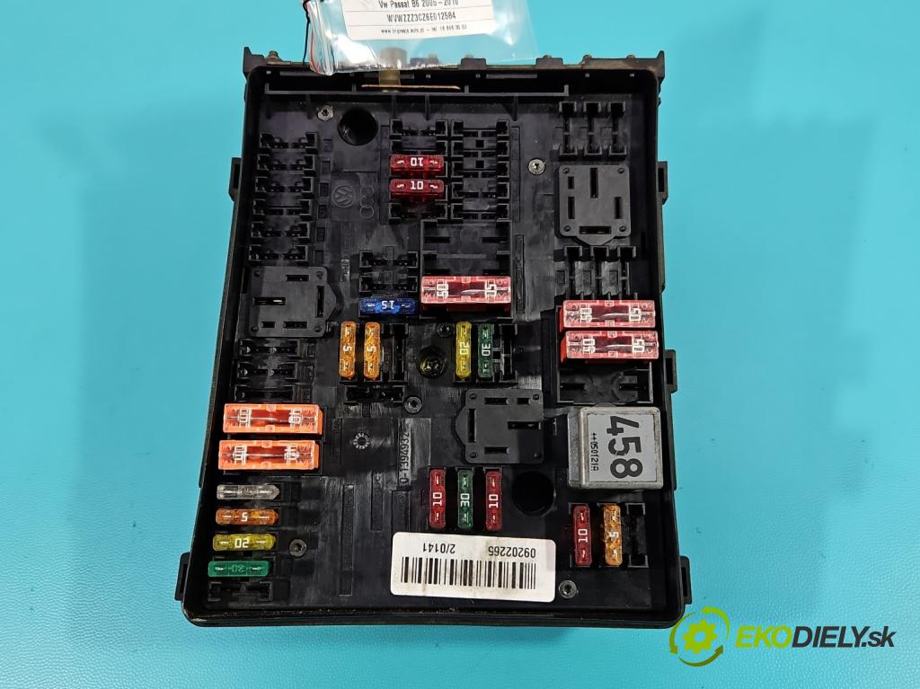 Vw Passat B6 2005-2010 1.9 tdi 105 hp manual 77 kW 1896 cm3 4- skříňka pojistková 1K0937124K (Pojistkové skříňky)