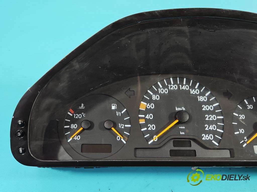 Mercedes C W202 1993-2001 2.0 kompressor 192 HP manual 141 kW 1998 cm3 5- prístrojovka/ budíky 2025409847 (Prístrojová doska, displej)