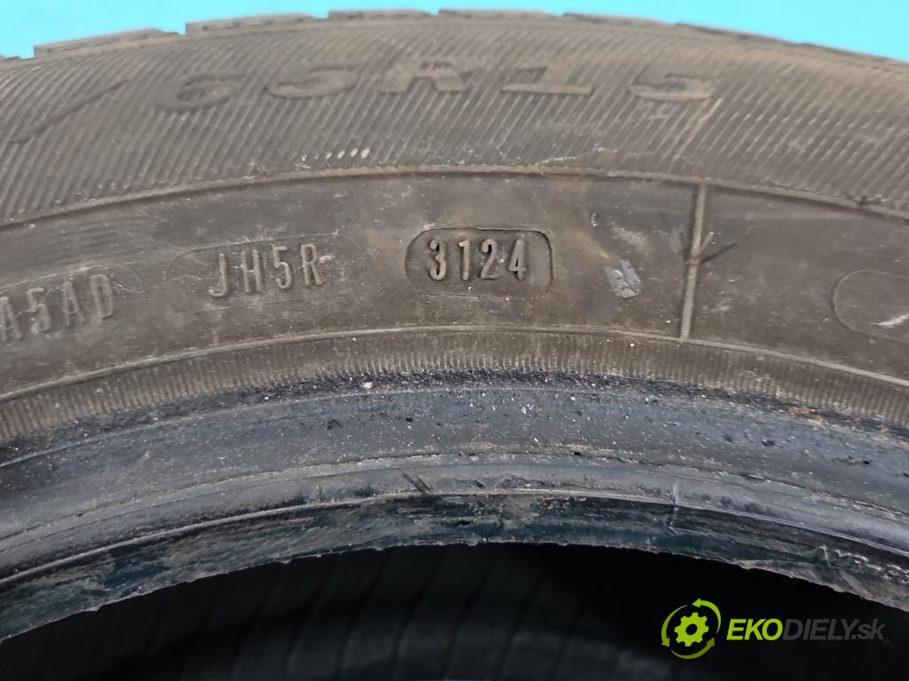 Hyundai I30 I 2007-2012 1.6 16V 126 hp manual 92,7 kW 1591 cm3 5- pneumatiky: zimní 4 ks komplet