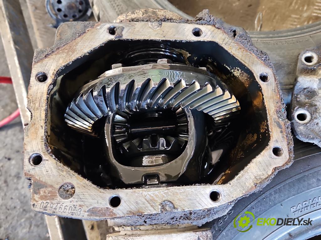 Mercedes C W202 1993-2001 2.0 kompressor 192 HP manual 141 kW 1998 cm3 5- Most: zadní: