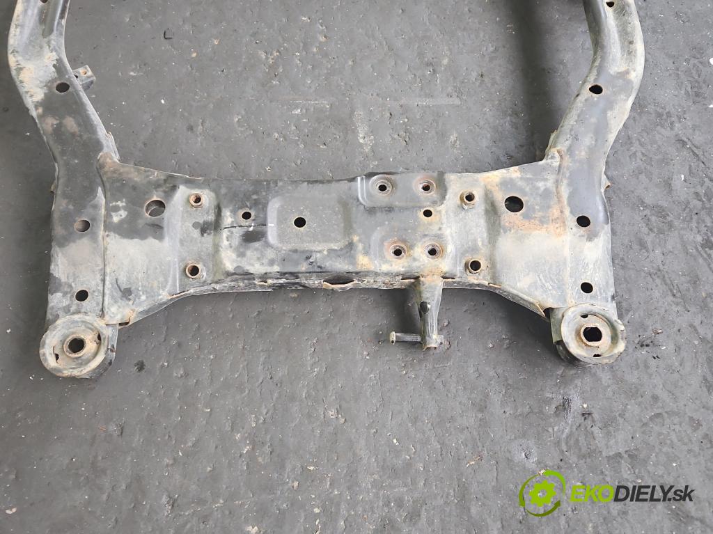 Hyundai I30 I 2007-2012 1.6 16V 126 HP manual 92,7 kW 1591 cm3 5- výstuha motora