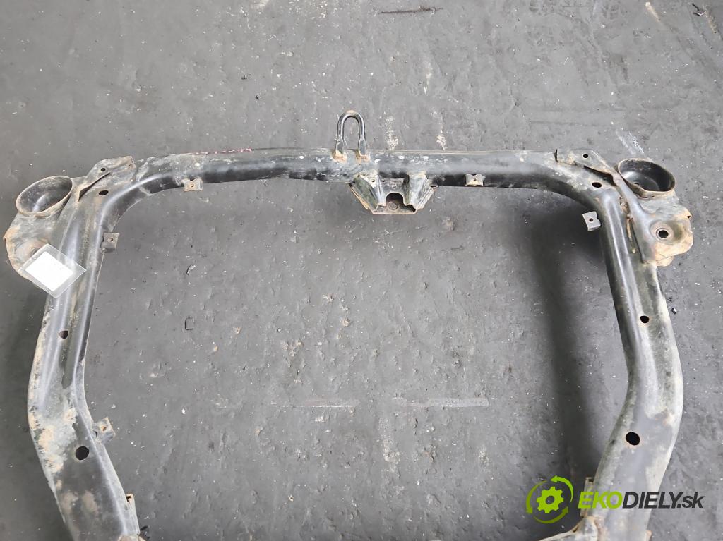 Hyundai I30 I 2007-2012 1.6 16V 126 HP manual 92,7 kW 1591 cm3 5- výstuha motora