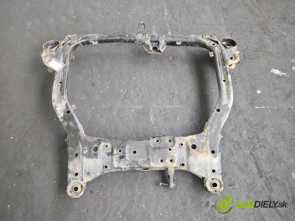 Hyundai I30 I 2007-2012 1.6 16V 126 HP manual 92,7 kW 1591 cm3 5- výstuha motora 