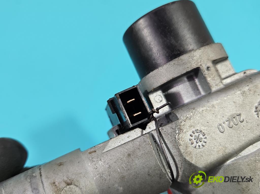 Mercedes C W202 1993-2001 2.0 kompressor 192 HP manual 141 kW 1998 cm3 5- Spínačka  (Spínacia skrinka)