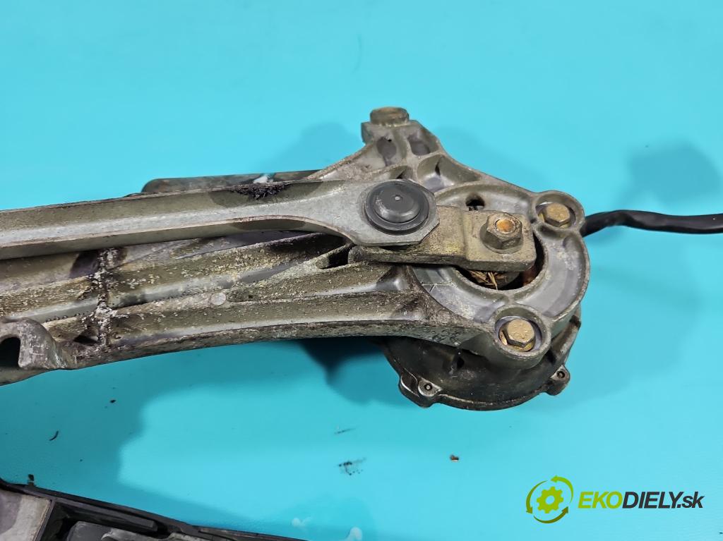 Mercedes C W202 1993-2001 2.0 kompressor 192 hp manual 141 kW 1998 cm3 5- motor stěračů přední 2028205342