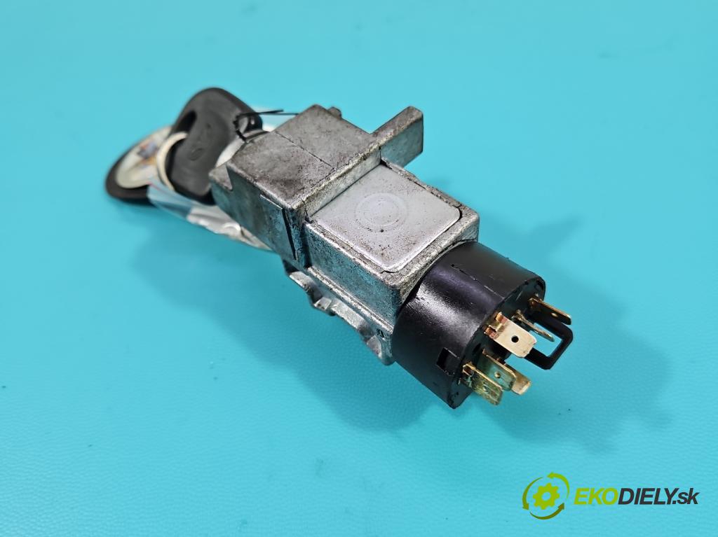 Daewoo Nexia 1.5 8V 86 HP manual 63 kW 1498 cm3 4- Spínačka  (Spínacia skrinka)