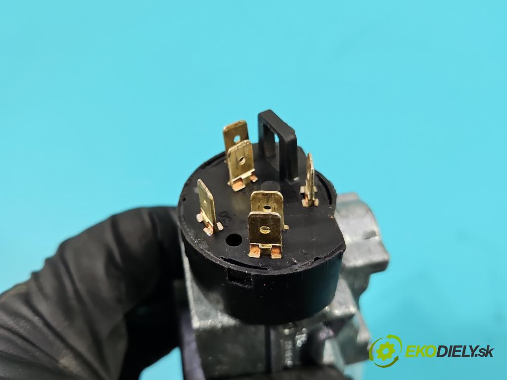 Daewoo Nexia 1.5 8V 86 HP manual 63 kW 1498 cm3 4- Spínačka  (Spínacia skrinka)