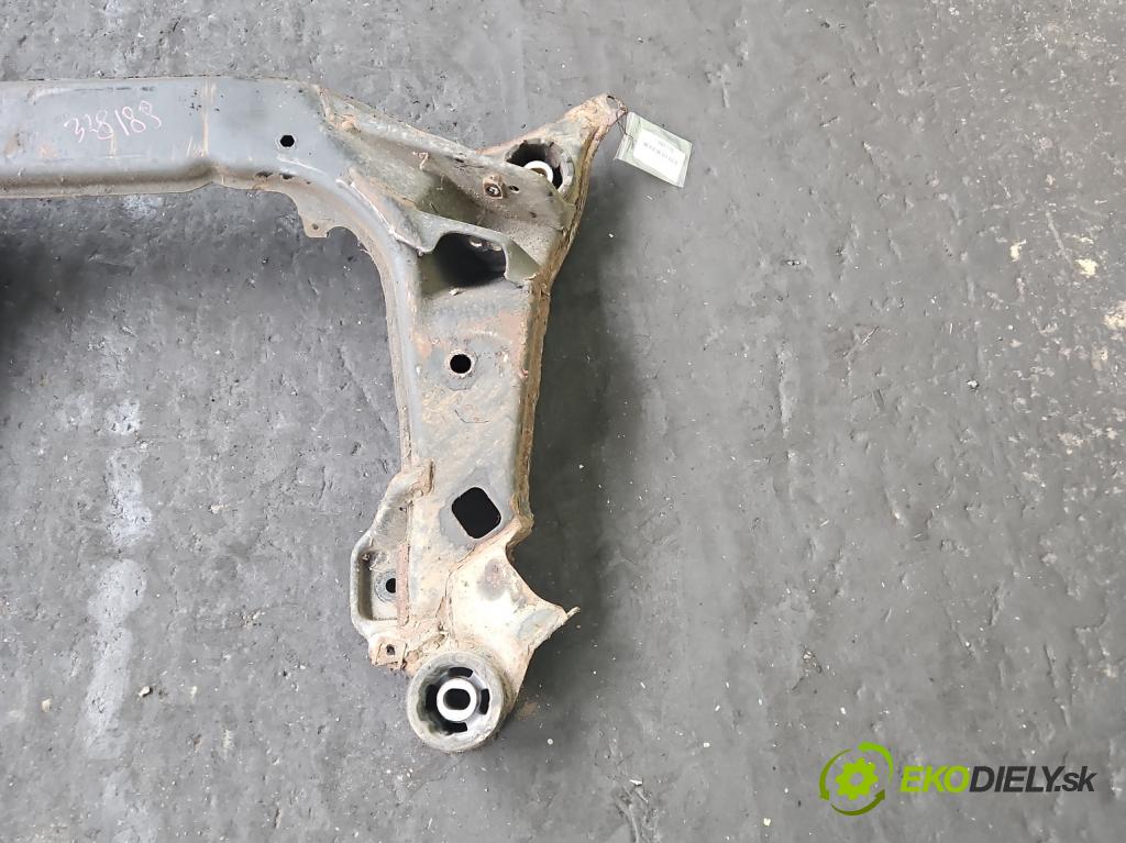 Audi A4 B5 1994-2001 1.9 tdi 116 HP manual 85 kW 1896 cm3 4- výstuha motora