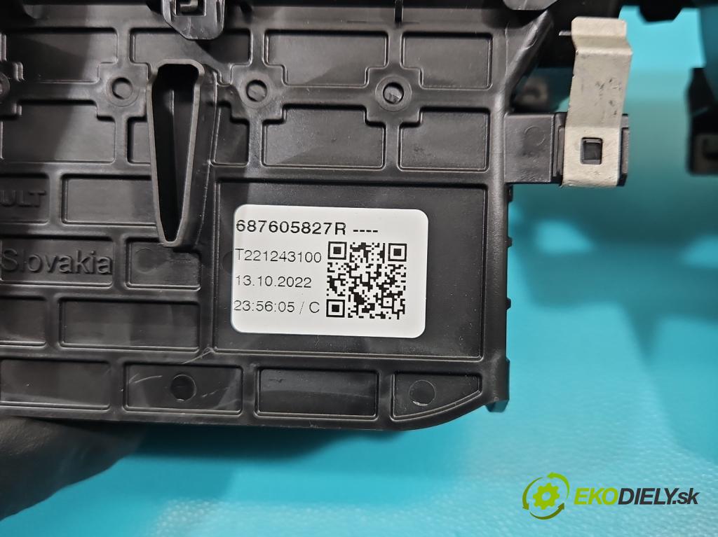 Dacia Sandero III 2020- 1.0 SCe: 91 KM manual 67 kW 999 cm3 5- Mřížka: kúrenia stredová 687605827R (Mriežka kúrenia (fukár))