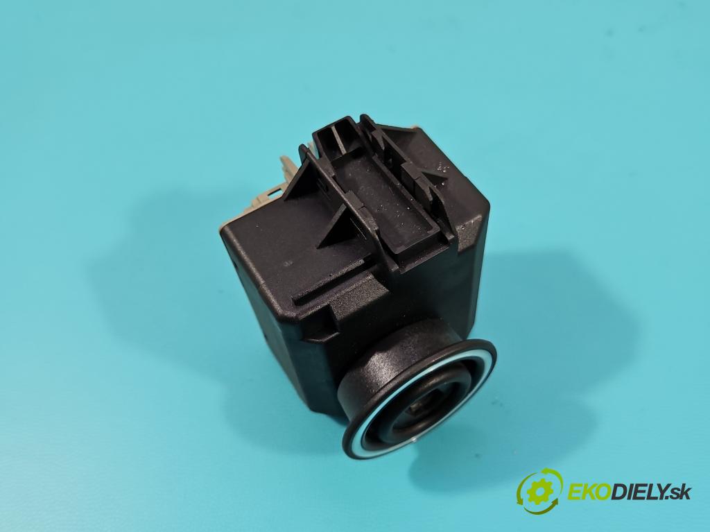 Mercedes E W212 2009-2016 3.0 CDI V6 231 HP automatic 170 kW 3000 cm3 5- Spínačka A2129055200 (Spínacia skrinka)