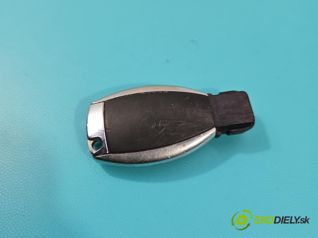 Mercedes E W212 2009-2016 3.0 CDI V6 231 HP automatic 170 kW 3000 cm3 5- Spínačka A2129055200 (Spínacia skrinka)