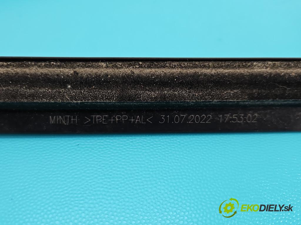 Dacia Sandero III 2020- 1.0 SCe 91KM manual 67 kW 999 cm3 5- Těsnění: dveře zadní levé  (Ostatní)