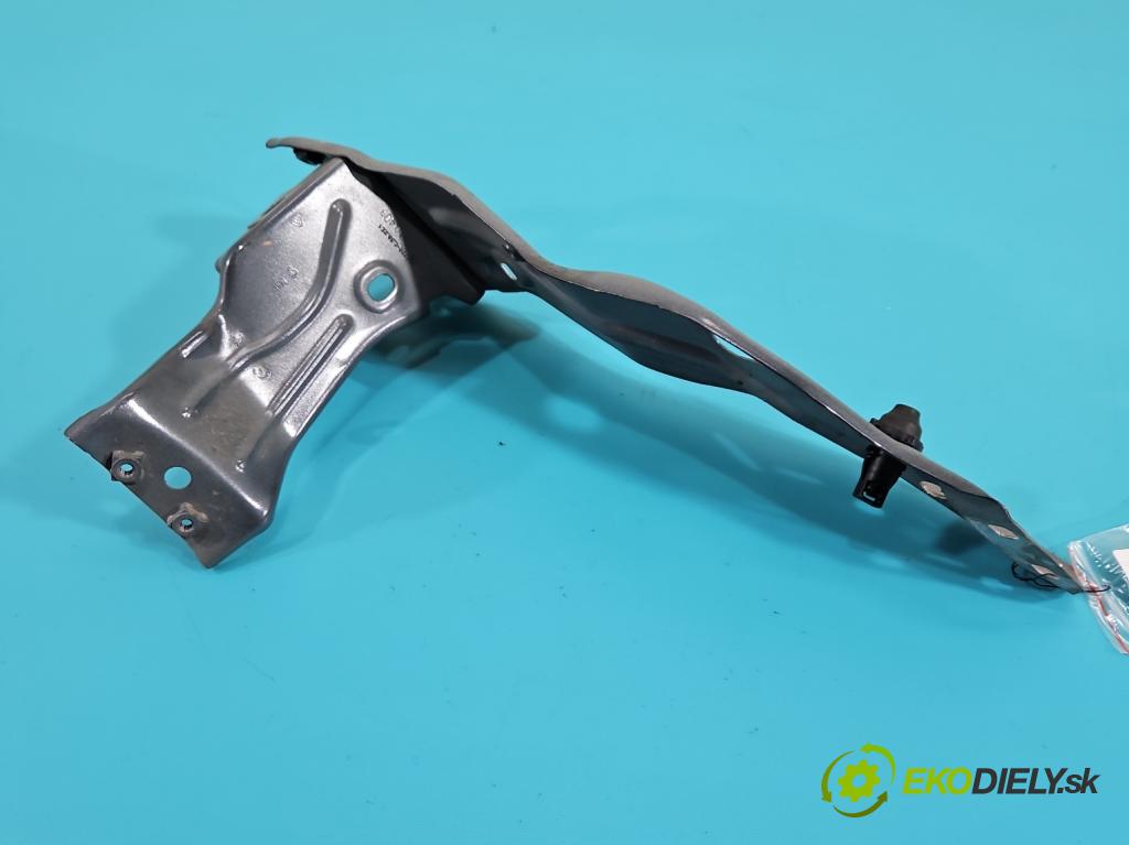 Dacia Sandero III 2020- 1.0 SCe 91KM manual 67 kW 999 cm3 5- stěna přední 625199663R (Výztuhy přední)