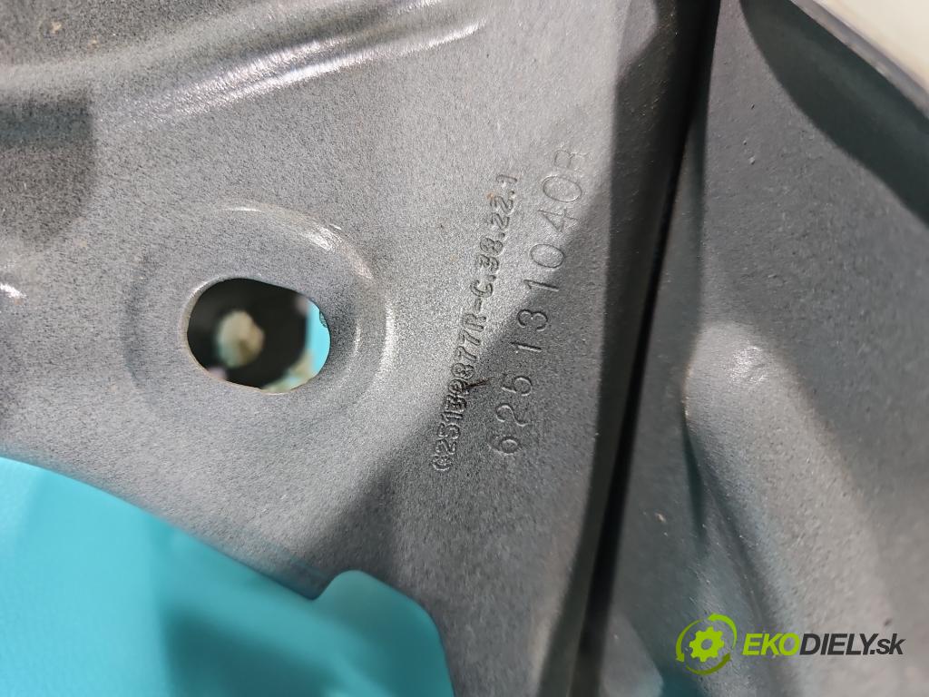 Dacia Sandero III 2020- 1.0 SCe 91KM manual 67 kW 999 cm3 5- stěna přední 625199663R (Výztuhy přední)