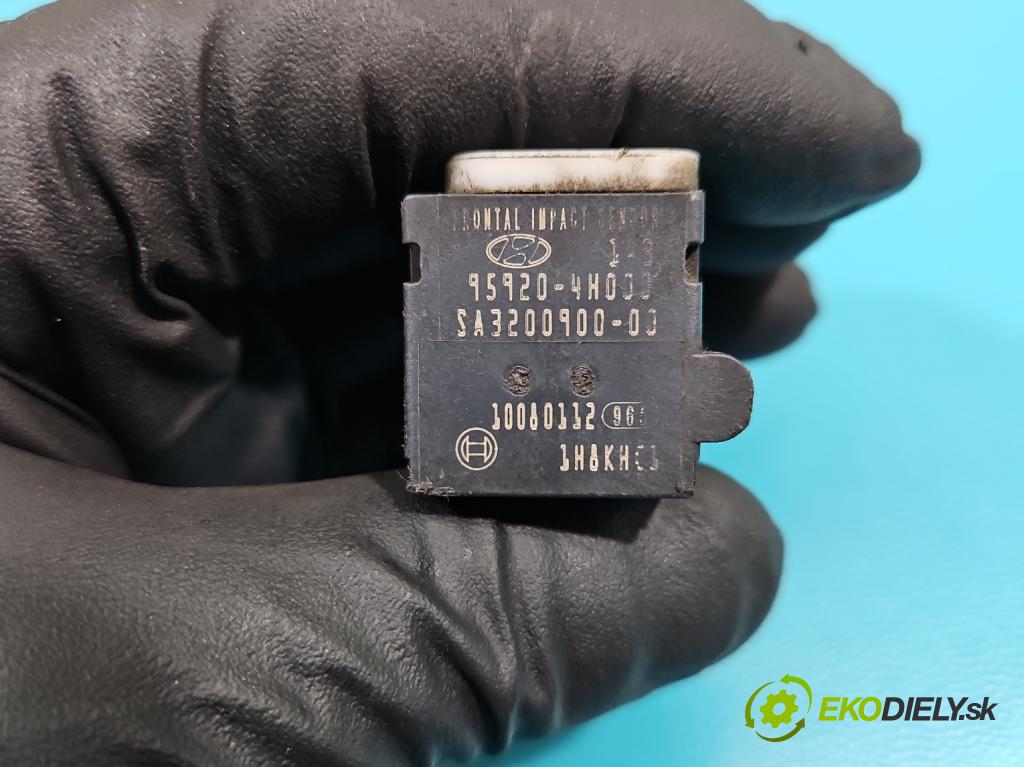 Hyundai H1 II 2007-2023 2.5 crdi (D4CB): 163 HP manual 120 kW 2497 cm3 3- snímač šokovat: 95920-4H000 (Snímač nárazu)