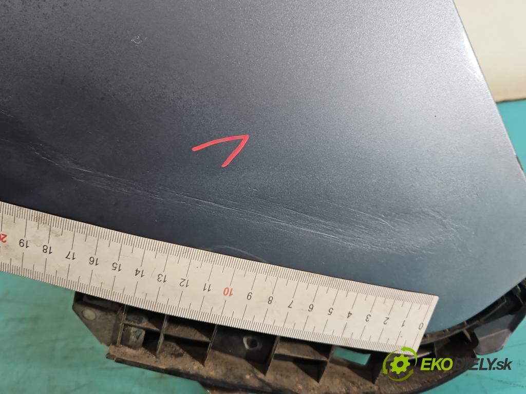 Hyundai H1 II 2007-2023 2.5 crdi D4CB 163 HP manual 120 kW 2497 cm3 5- blatník predné pravý  (Kľučka dverí ostatné)