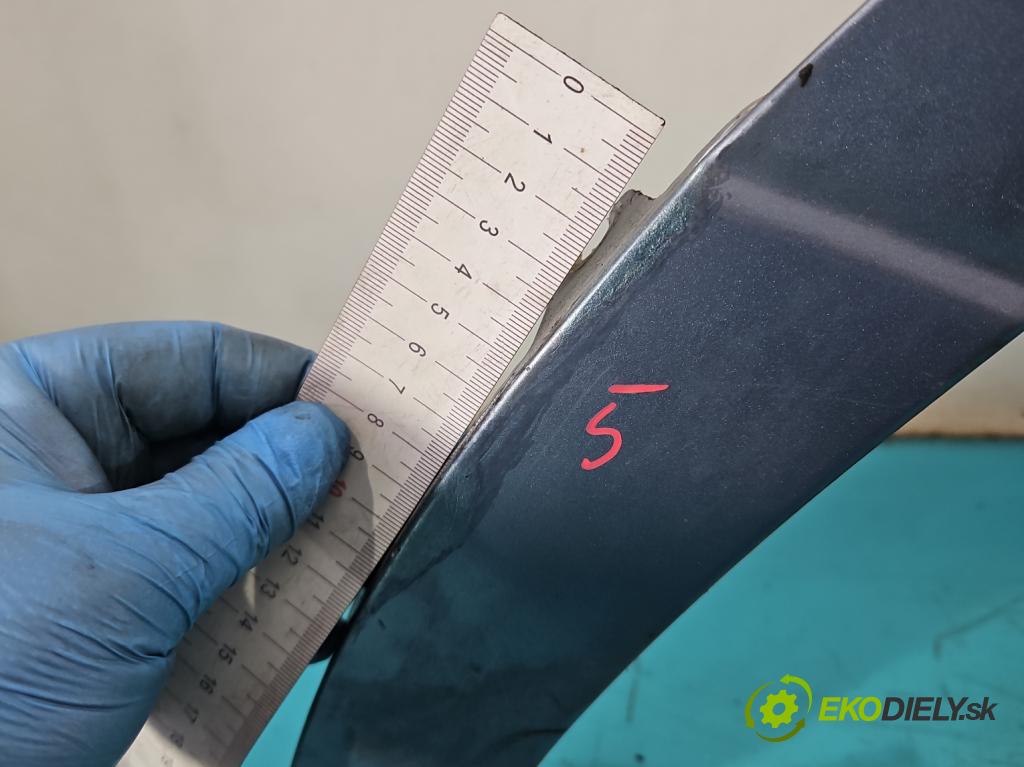 Hyundai H1 II 2007-2023 2.5 crdi D4CB 163 HP manual 120 kW 2497 cm3 5- blatník predné pravý  (Kľučka dverí ostatné)