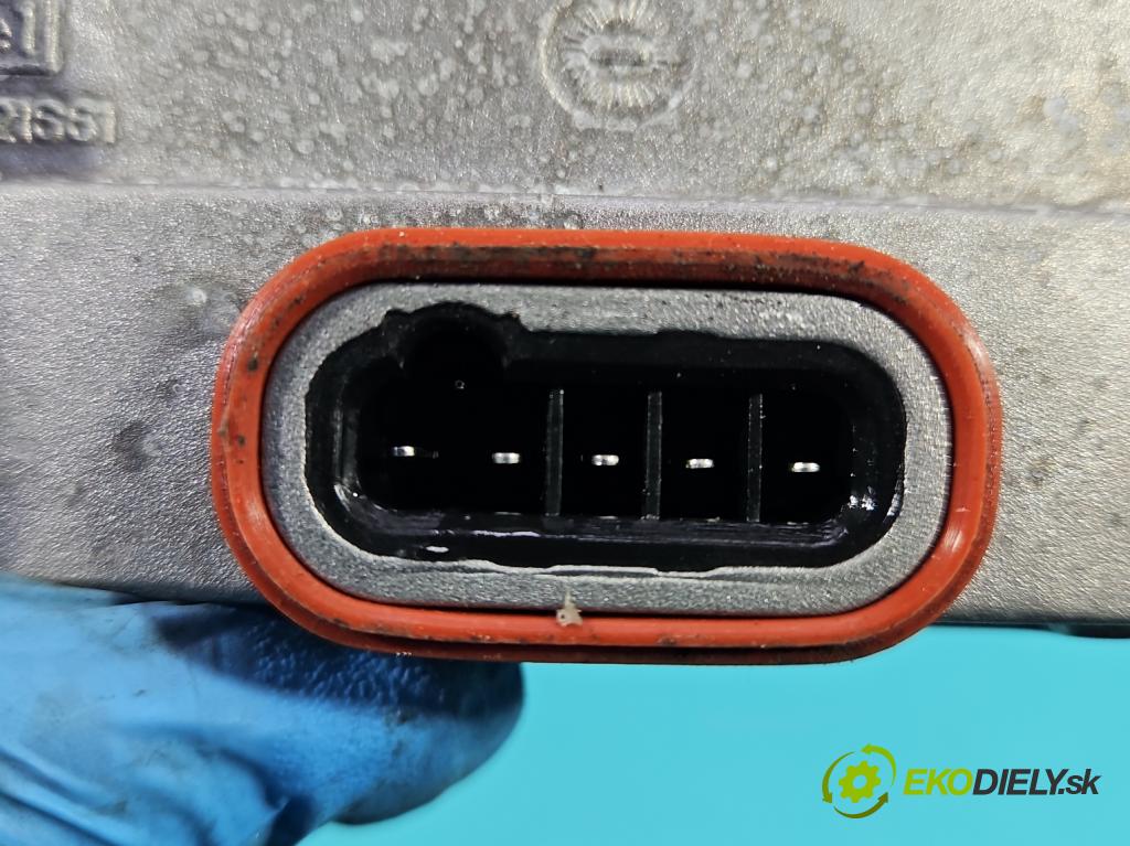 Bmw 5 E60 2003-2010 2.5d 177 HP automatic 130 kW 2497 cm3 4- střídač: xenon 5DV008290-00 (Riadiaca jednotka xenónu)