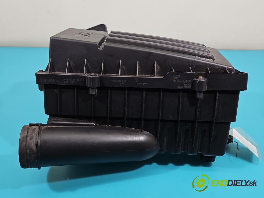 Vw Golf VI 2008-2013 1.6 tdi 105 hp manual 77 kW 1598 cm3 5- obal filtra vzduchu 3C0129607BD (Kryty filtrů)