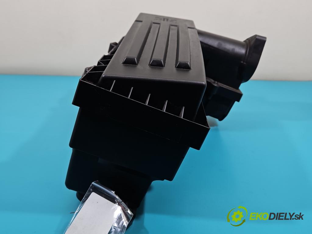 Vw Golf VI 2008-2013 1.6 tdi 105 hp manual 77 kW 1598 cm3 5- obal filtra vzduchu 3C0129607BD (Kryty filtrů)