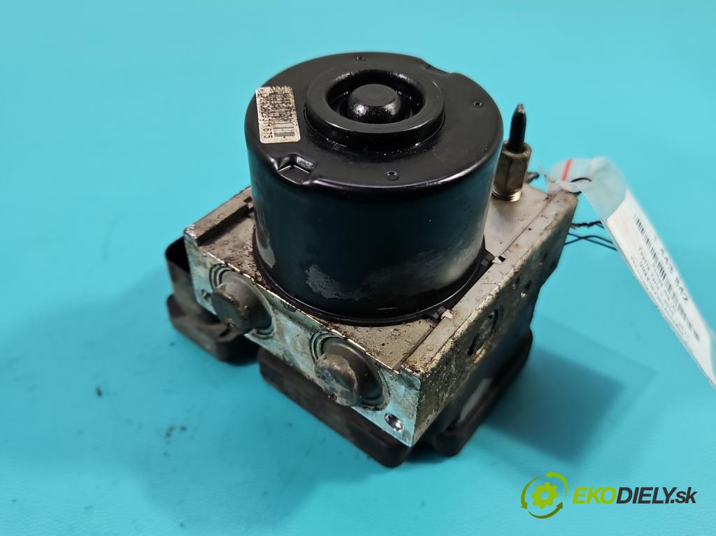 Toyota Yaris II 2005-2011 1.0 vvti 69KM manual 51 kW 998 cm3 5- čerpadlo abs 44510-0D031 (Pumpa ABS)