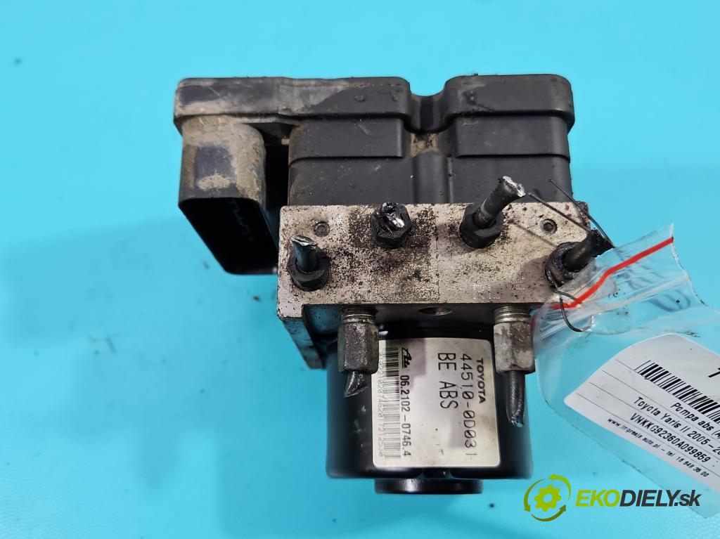 Toyota Yaris II 2005-2011 1.0 vvti 69KM manual 51 kW 998 cm3 5- čerpadlo abs 44510-0D031 (Pumpa ABS)