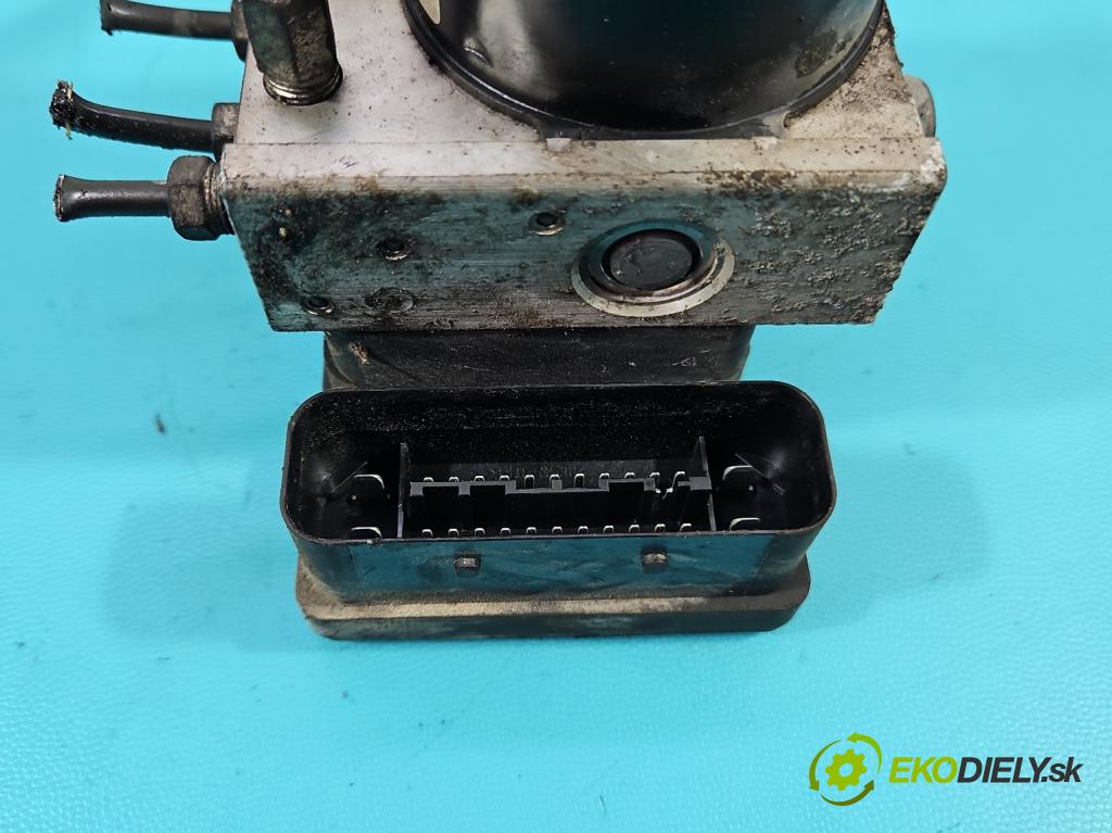 Toyota Yaris II 2005-2011 1.0 vvti 69KM manual 51 kW 998 cm3 5- čerpadlo abs 44510-0D031 (Pumpa ABS)