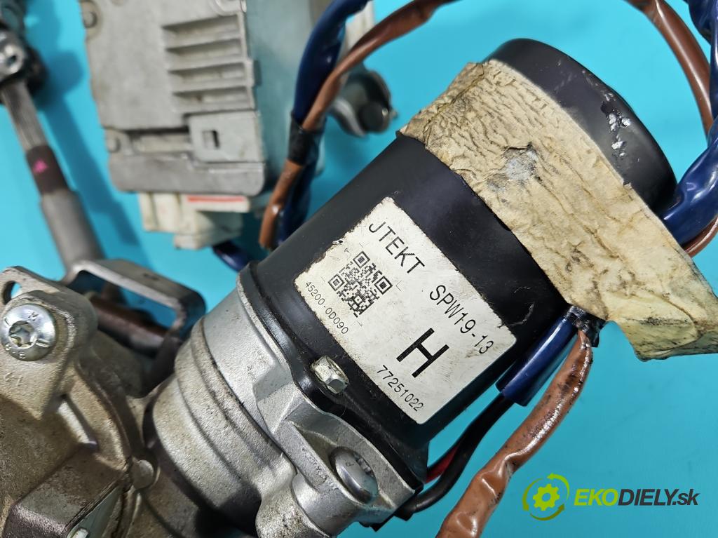 Toyota Yaris II 2005-2011 1.0 vvti 69KM manual 51 kW 998 cm3 5- čerpadlo posilovač 45200-0D090 (Servočerpadlo, pumpa riadenia)