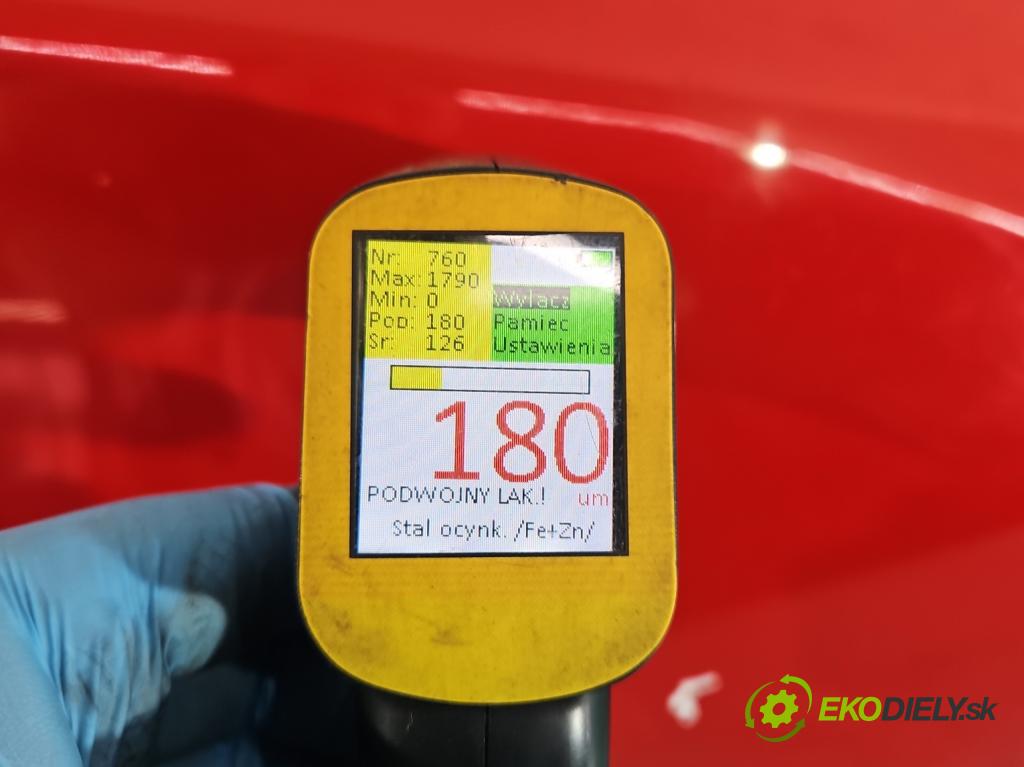Peugeot 206 1.4 8V 75 hp manual 55 kW 1360 cm3 3- blatnik přední pravý  (Ostatné)