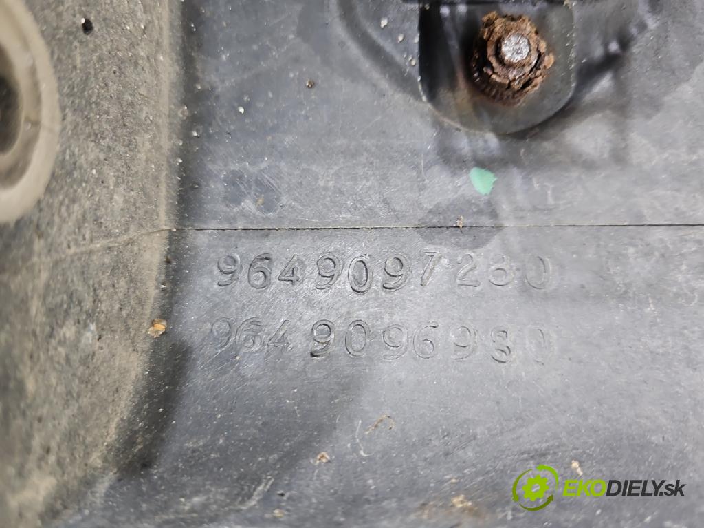 Peugeot 206 1.4 8V 75 HP manual 55 kW 1360 cm3 3- Ventilátor chladiča 9649097280