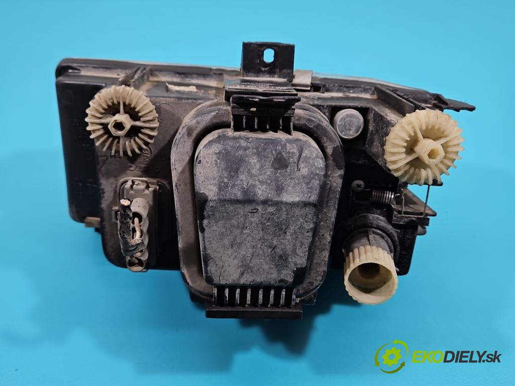 Seat Cordoba I 1993-2002 1.4 8V 60 HP manual 44 kW 1391 cm3 4- Reflektor: pravý  (Svetlo predné pravé)