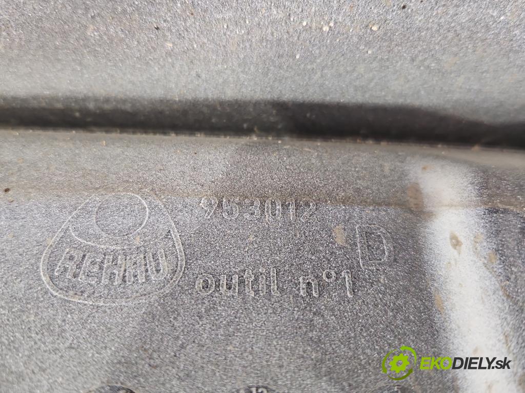 Citroen C4 Picasso I 2006-2013 1.6 hdi 109 hp automatic 80 kW 1560 cm3 5- blatnik přední pravý  (Ostatné)