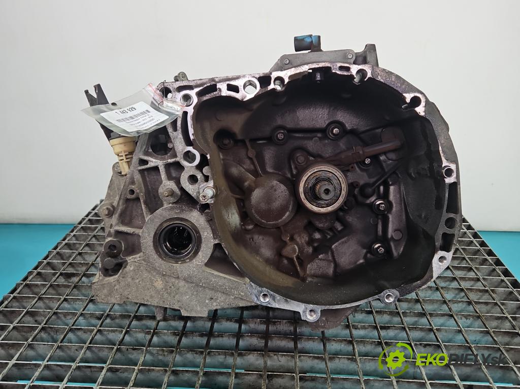 Dacia Duster I 2010-2018 1.6 16V 105 HP manual 77 kW 1598 cm3 5- prevodovka stupeň,rýchlosť manual JR5187