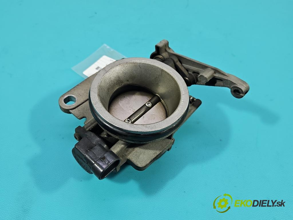 Dacia Duster I 2010-2018 1.6 16V 105 HP manual 77 kW 1598 cm3 5- klapka  (Škrtiaca klapka)