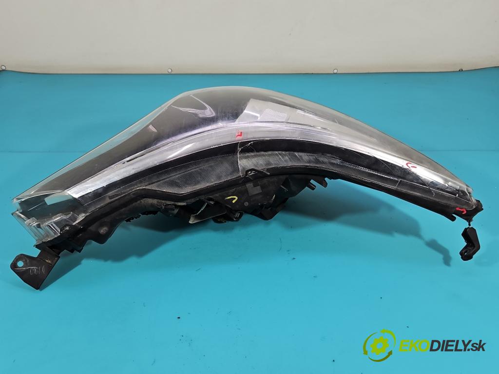 Toyota Avensis III T27 2009-2018 2.0 D4D 143 HP manual 105 kW 1995 cm3 5- Reflektor: pravý 05-38 (Svetlo predné pravé)