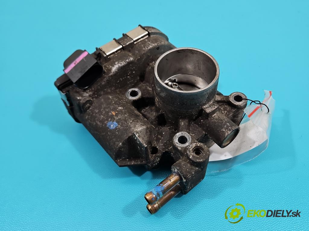 Toyota Yaris II 2005-2011 1.0 vvti 69KM manual 51 kW 998 cm3 5- klapka 22030-0Q010 (Škrtiaca klapka)