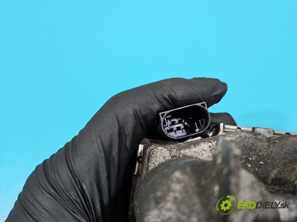 Toyota Yaris II 2005-2011 1.0 vvti 69KM manual 51 kW 998 cm3 5- klapka 22030-0Q010 (Škrtiaca klapka)