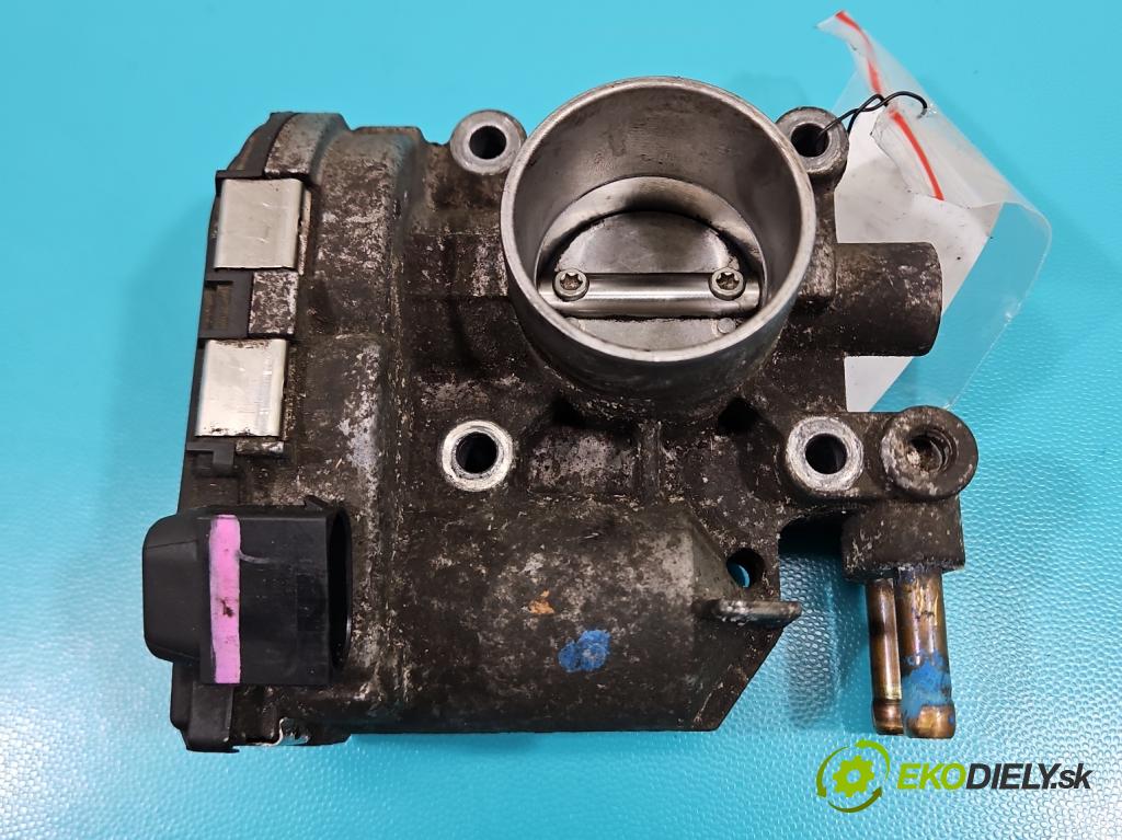 Toyota Yaris II 2005-2011 1.0 vvti 69KM manual 51 kW 998 cm3 5- klapka 22030-0Q010 (Škrtiaca klapka)