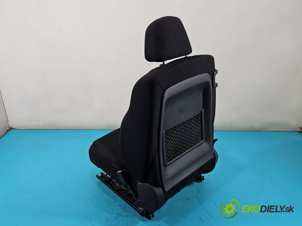 Citroen C4 I 2004-2011 1.6 16V 109 HP manual 80 kW 1587 cm3 3- Sedačka pravý  (Sedačka, sedadlo)