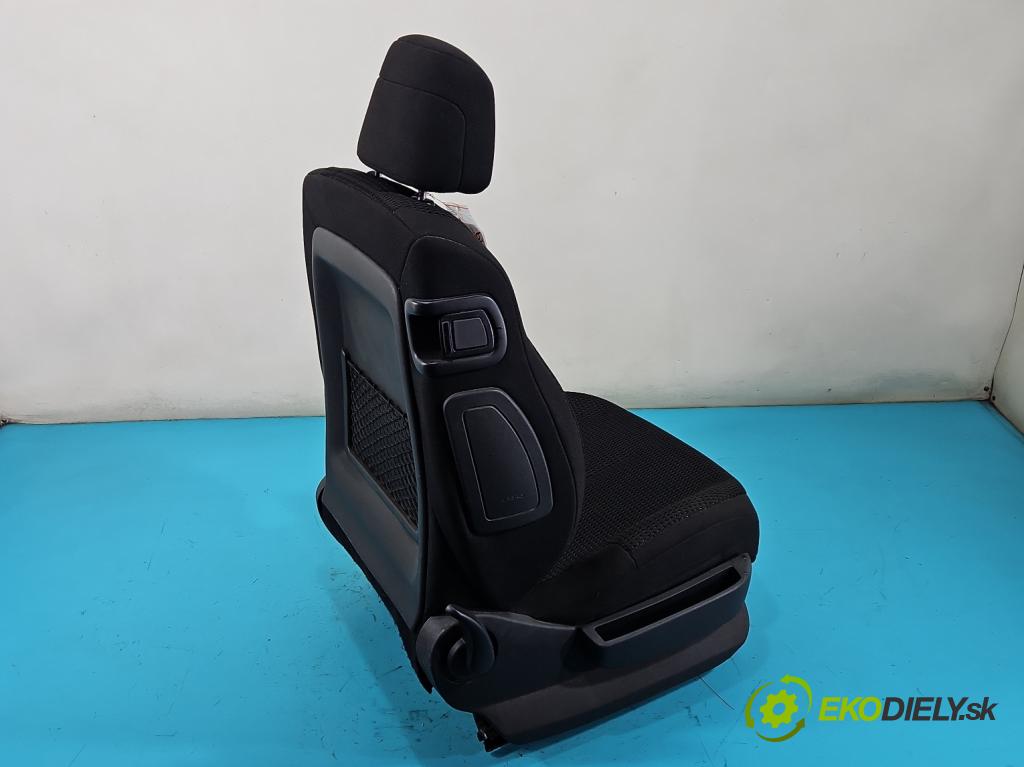 Citroen C4 I 2004-2011 1.6 16V 109 HP manual 80 kW 1587 cm3 3- Sedačka pravý  (Sedačka, sedadlo)