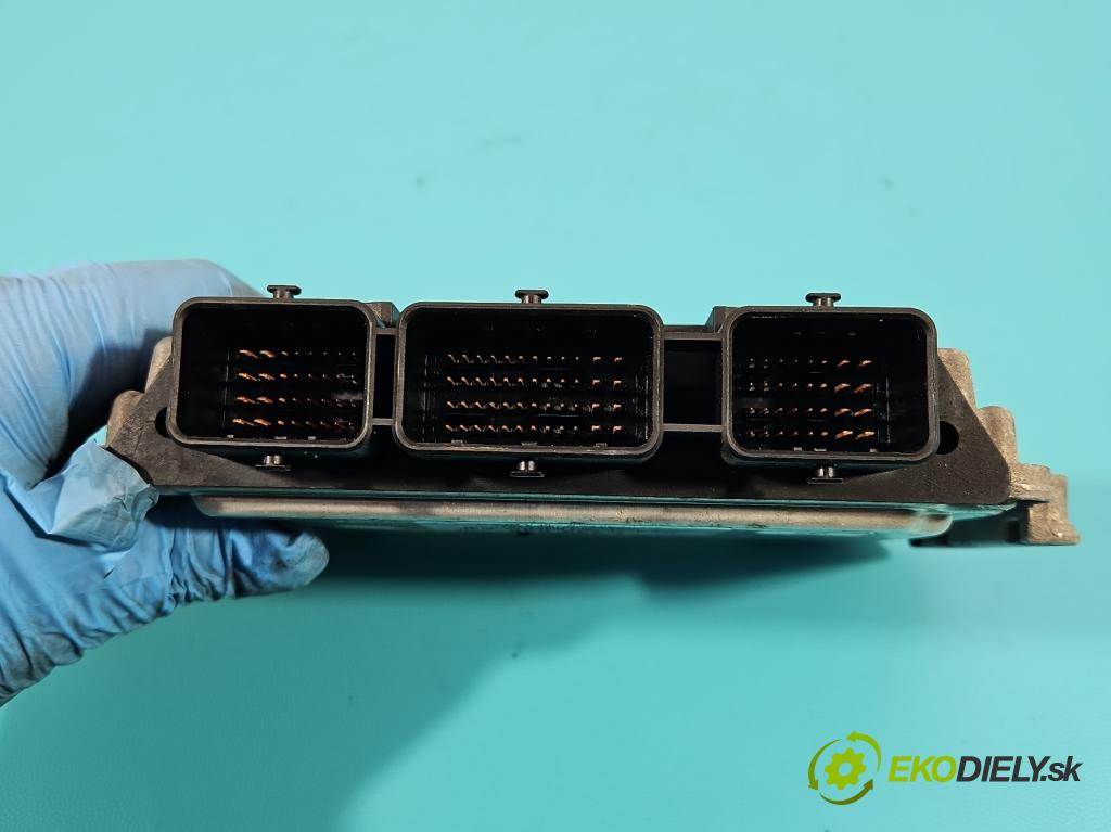 Citroen C4 I 2004-2011 1.6 16V 109 HP manual 80 kW 1587 cm3 3- riadiaca jednotka motora 9662307380