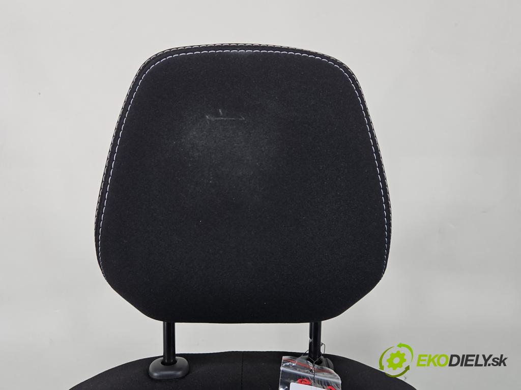 Dacia Sandero III 2020- 1.0 SCe: 91 KM manual 67 kW 999 cm3 5- Sedačka ľavý  (Sedačka, sedadlo)