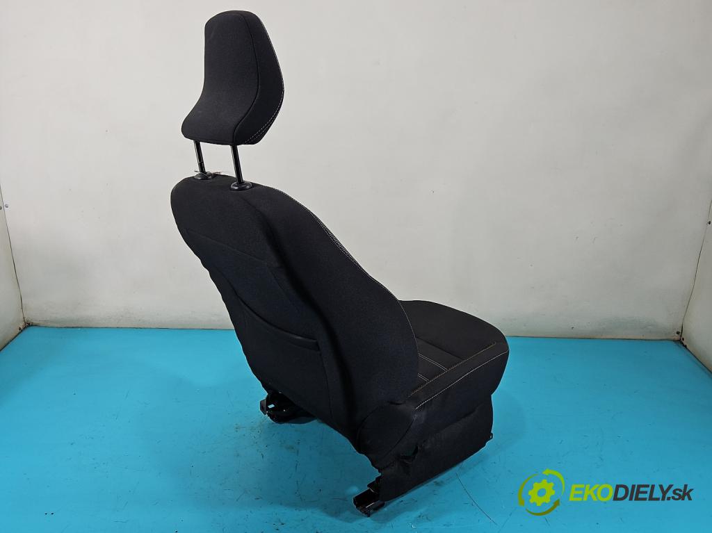 Dacia Sandero III 2020- 1.0 SCe: 91 KM manual 67 kW 999 cm3 5- Sedačka ľavý  (Sedačka, sedadlo)
